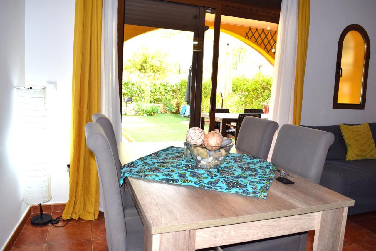 Apartamento Con Hermoso Jardin Y Ac Isla Plana Extérieur photo